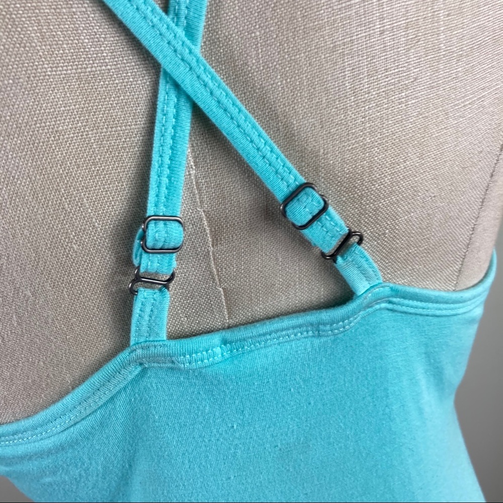 4/$25 The North Face Athletic Blue Tank Top - Picture 7 of 11